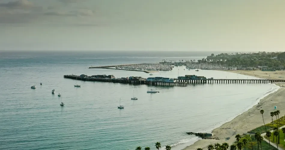 Santa Barbara Travel Guide: Famous Landmarks & Secret Spots